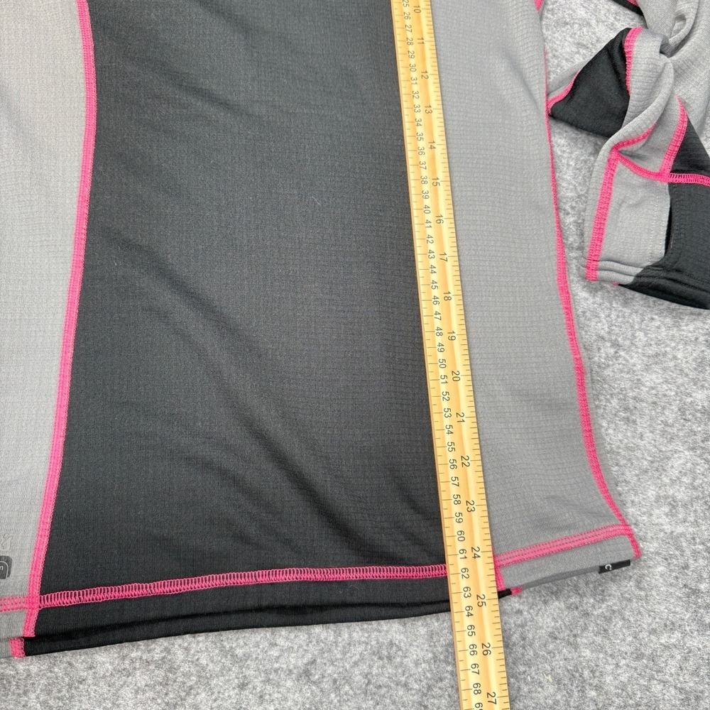 Cabelas Womens Baselayer Shirt Medium Weight Size Small Gray Black Pink Stitch - Picture 3 of 12